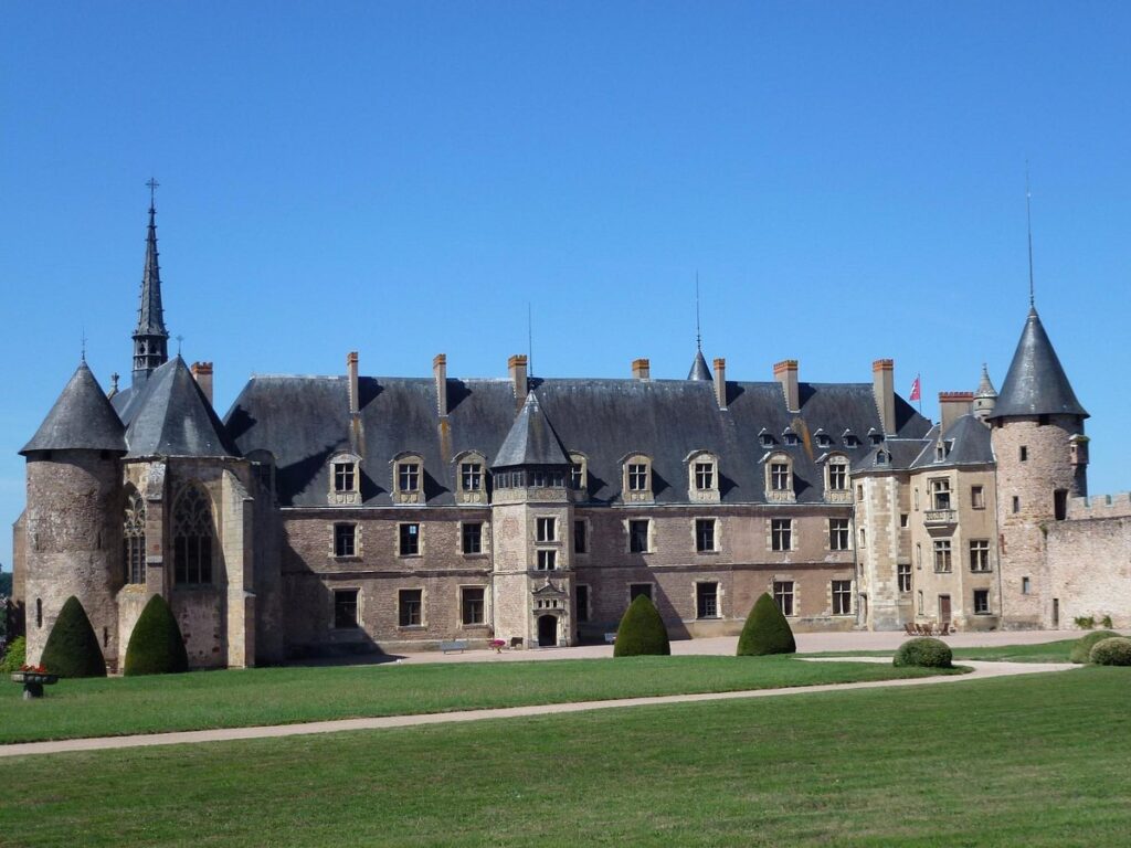 chateau de la palice allier