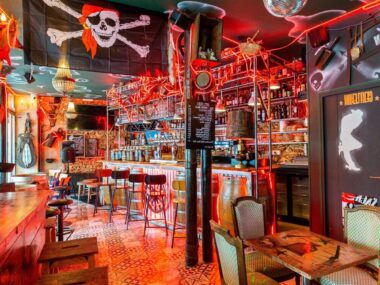 le-saloon-far-west-bar-paris-11