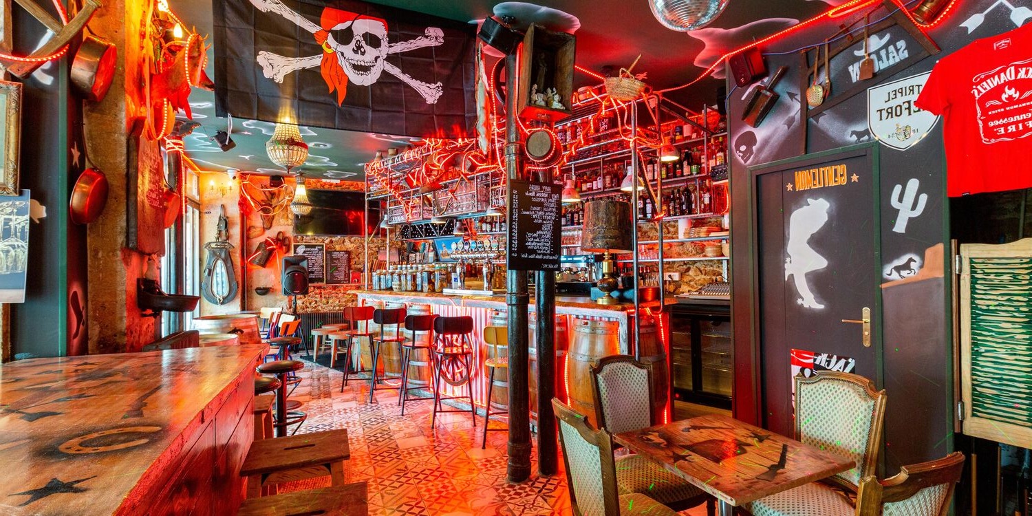 le-saloon-far-west-bar-paris-11