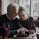 Célébration chaleureuse à domicile pour les noces de porphyre 33 ans de mariage